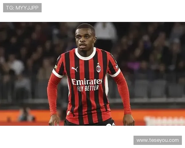 曼联关注卡卢卢表现 派 scout 现场考察